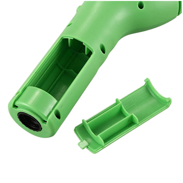 Trymer do trawy na baterie z wysięgnikiem