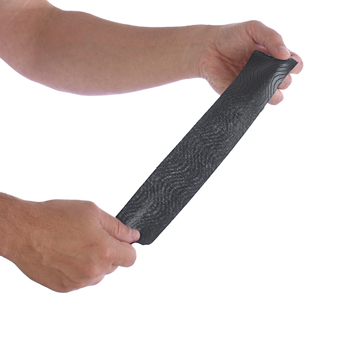 Taśma do kinesiotapingu 5 m x 5 cm Czarna